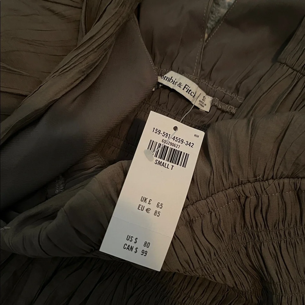 Abercrombie & Fitch Women's Smocked Plunge Crinkle Mini Dress - Small Tall - Picture 5 of 10